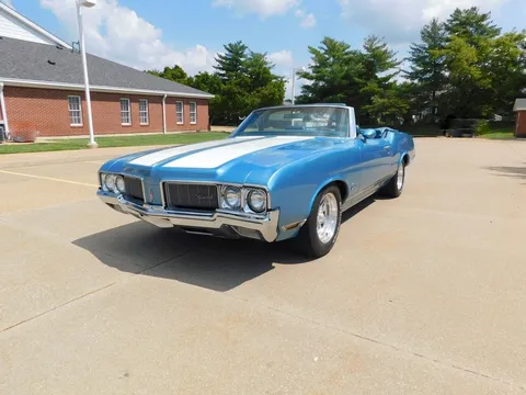 1970 Oldsmobile Cutlass Supreme Convertible