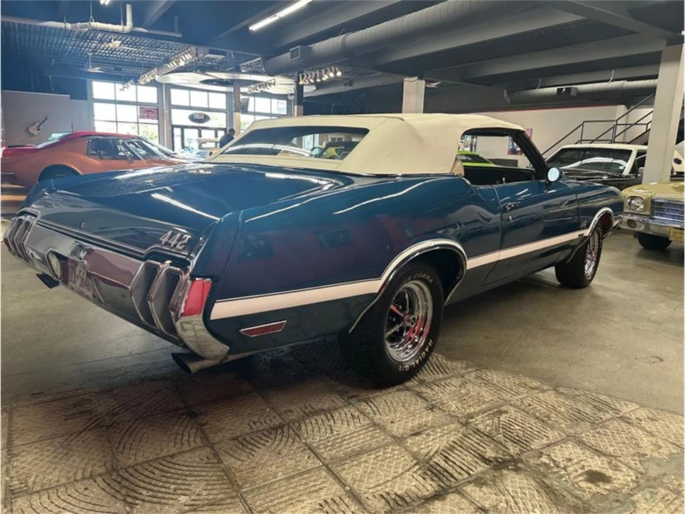 1970 Oldsmobile Cutlass 3rd Gen - Image 13 of 31