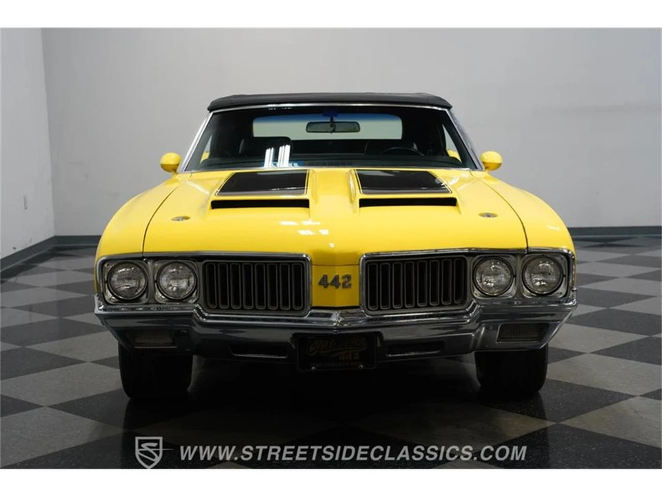 1970 Oldsmobile Cutlass 3rd Gen - Image 16 of 31