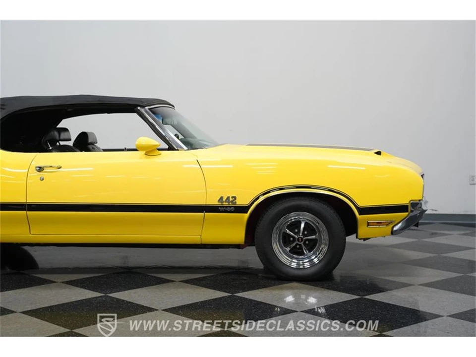 1970 Oldsmobile Cutlass 3rd Gen - Image 28 of 31