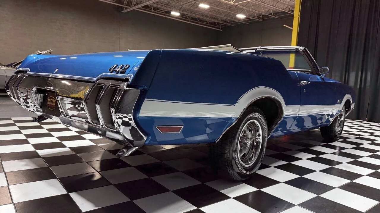 1970 Oldsmobile Cutlass 3rd Gen - Image 14 of 21