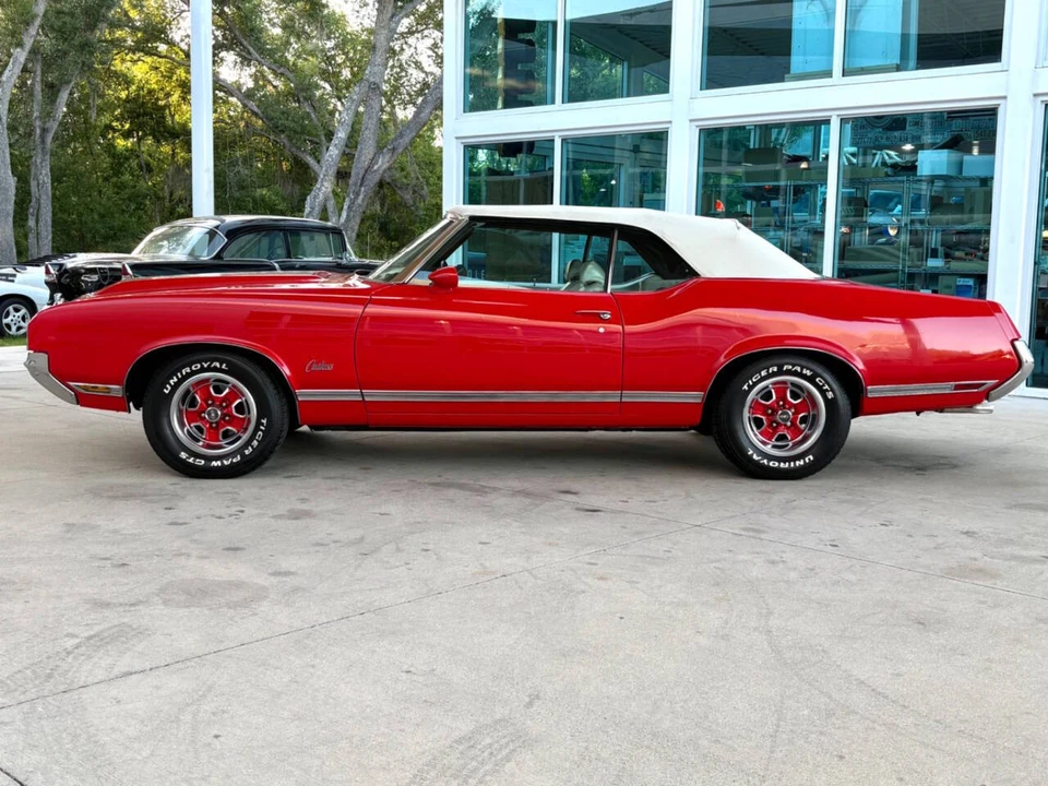 1970 Oldsmobile Cutlass 3rd Gen - Image 26 of 31