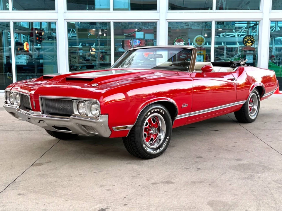 1970 Oldsmobile Cutlass 3rd Gen - Image 13 of 31