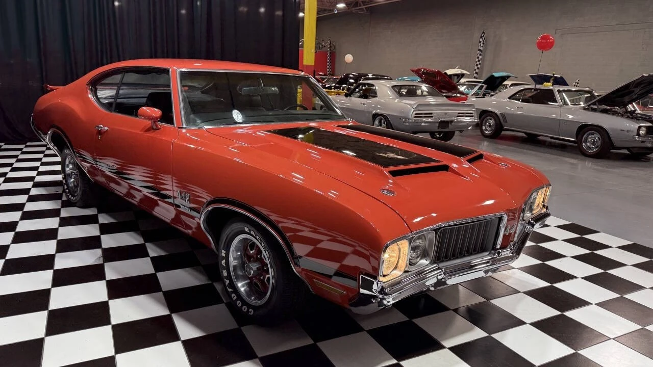 1970 Oldsmobile Cutlass 3rd Gen - Image 13 of 21