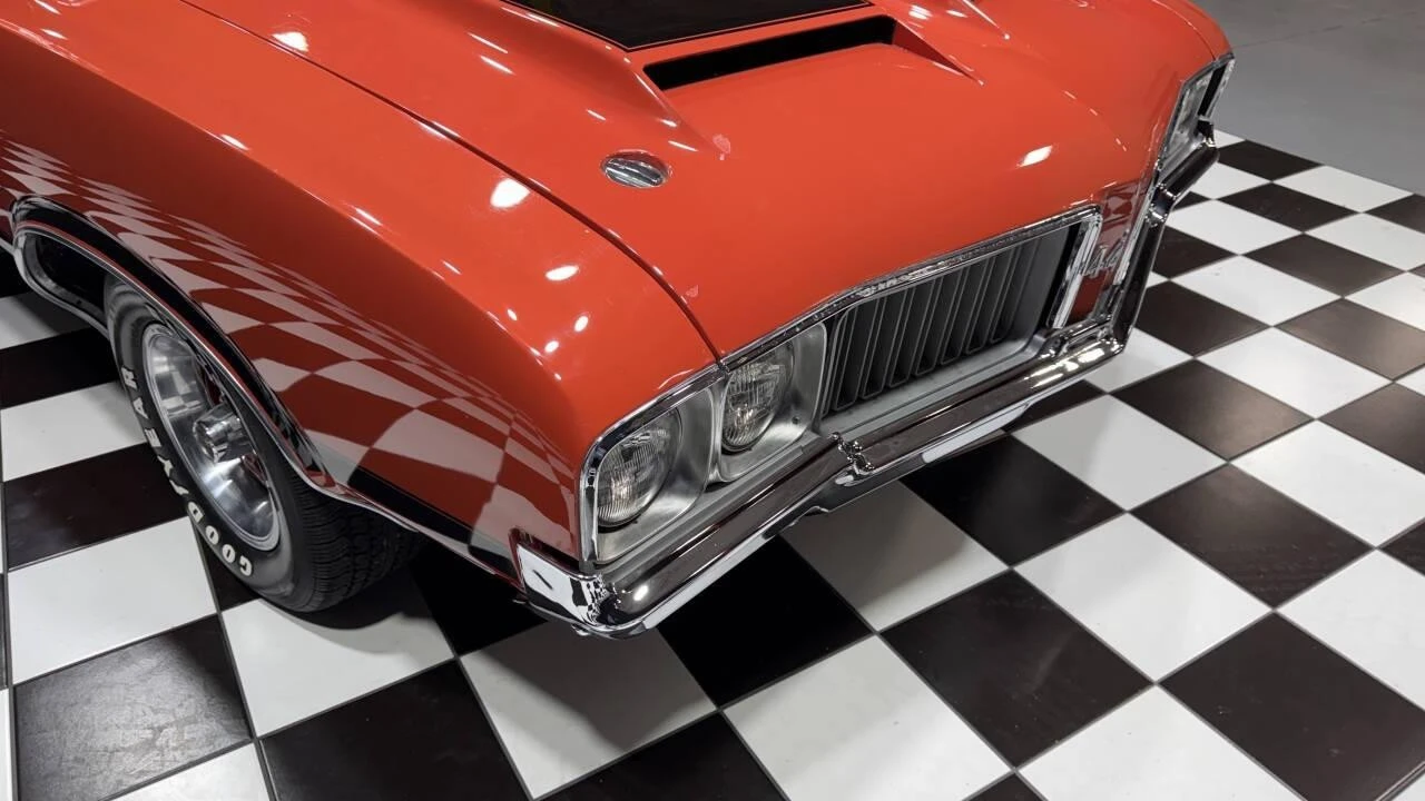 1970 Oldsmobile Cutlass 3rd Gen - Image 18 of 21