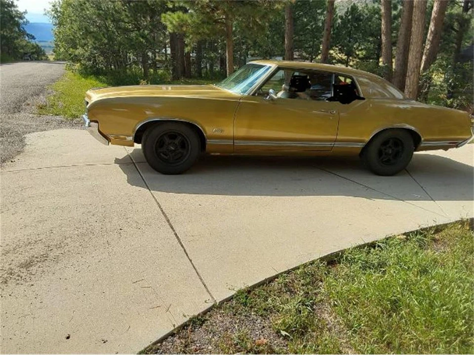 1970 Oldsmobile Cutlass 3rd Gen - Image 5 of 24