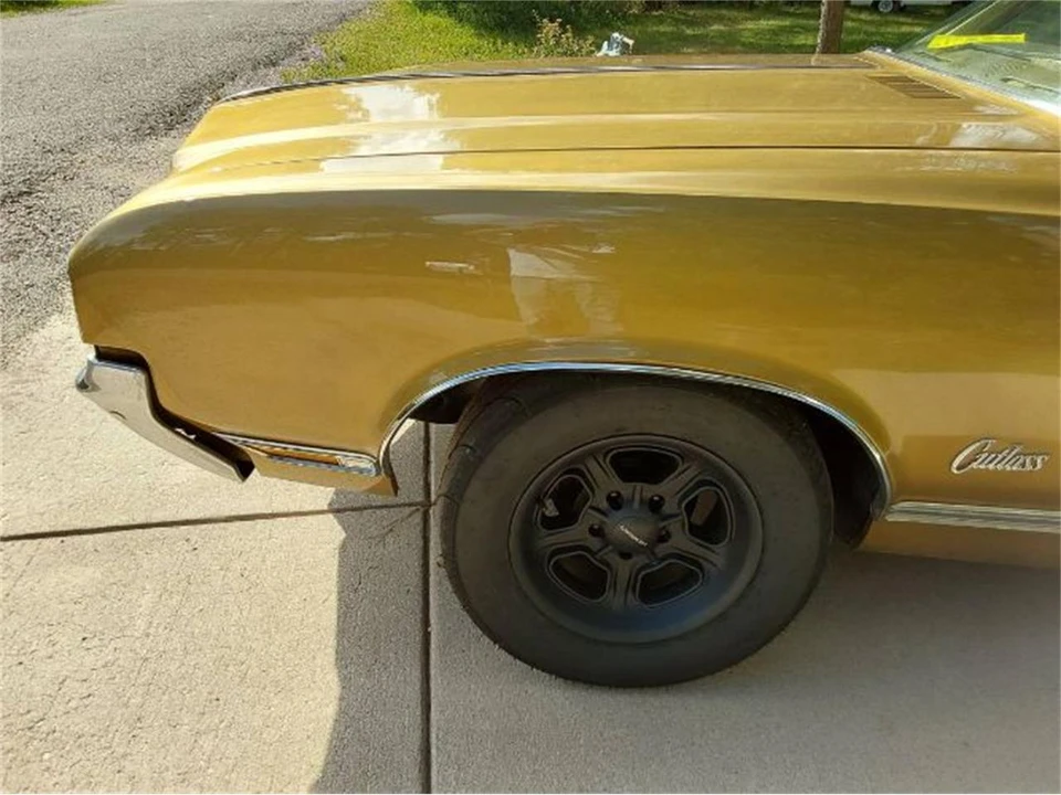 1970 Oldsmobile Cutlass 3rd Gen - Image 12 of 24