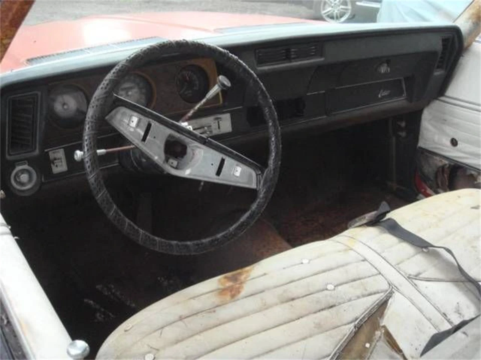 1970 Oldsmobile Cutlass 3rd Gen - Image 13 of 16