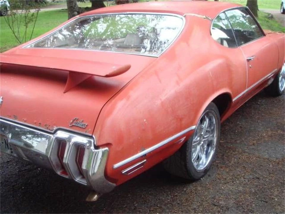 1970 Oldsmobile Cutlass 3rd Gen - Image 15 of 16