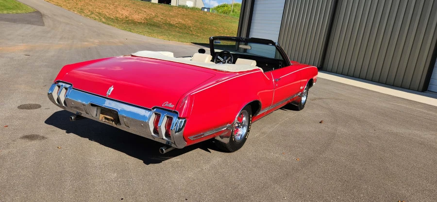 1970 Oldsmobile Cutlass 3rd Gen - Image 7 of 16