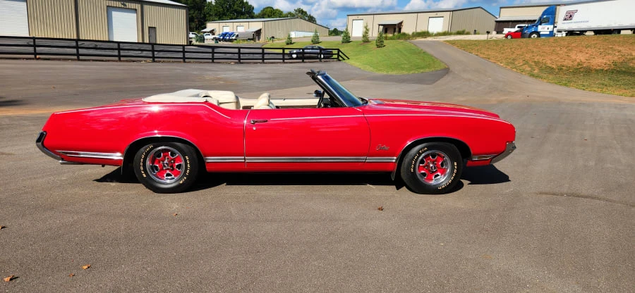 1970 Oldsmobile Cutlass 3rd Gen - Image 8 of 16
