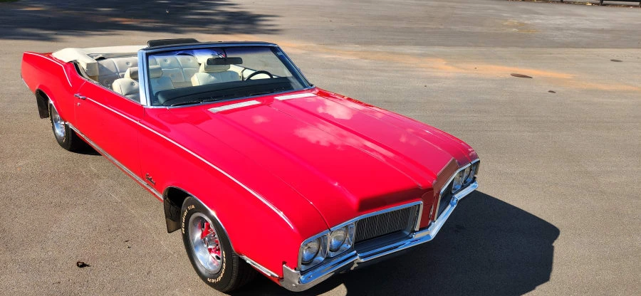 1970 Oldsmobile Cutlass 3rd Gen - Image 9 of 16