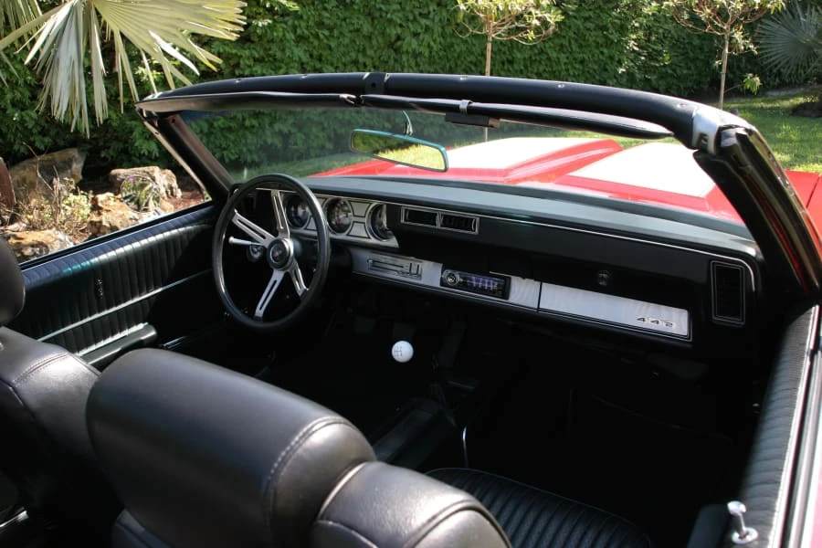 1970 Oldsmobile Cutlass 3rd Gen - Image 5 of 10