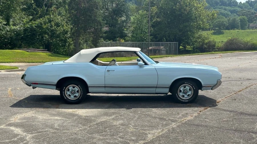 1970 Oldsmobile Cutlass 3rd Gen - Image 8 of 18