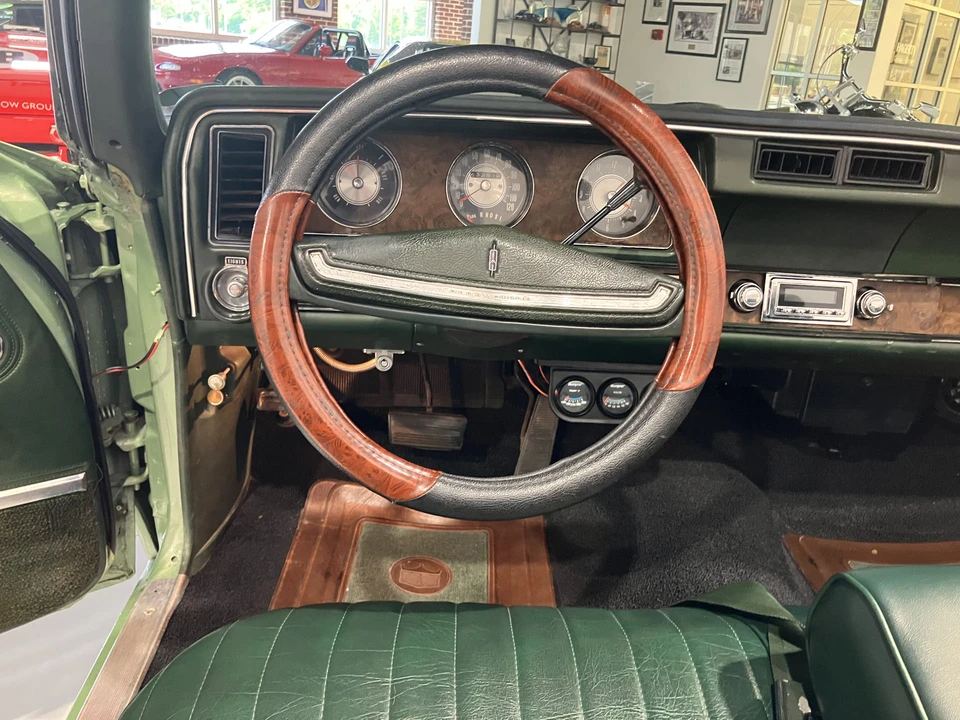 1970 Oldsmobile Cutlass Supreme - Image 14 of 31