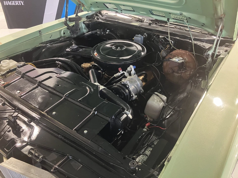 1970 Oldsmobile Cutlass Supreme - Image 21 of 31