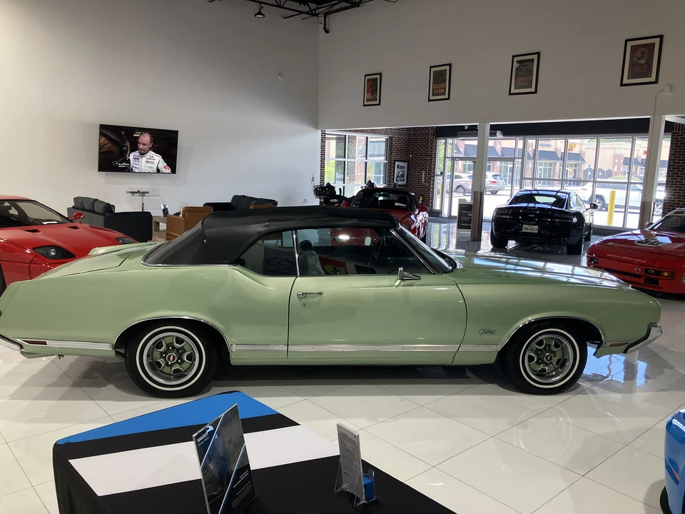 1970 Oldsmobile Cutlass Supreme - Image 9 of 31