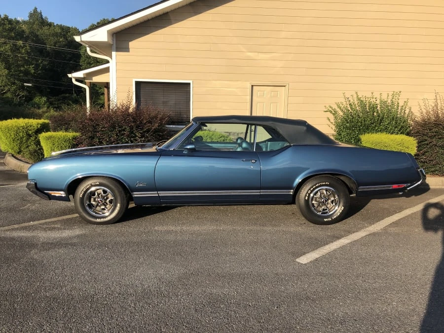 1970 Oldsmobile Cutlass 3rd Gen - Image 2 of 12