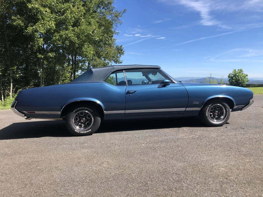 1970 Oldsmobile Cutlass 3rd Gen - Image 11 of 12