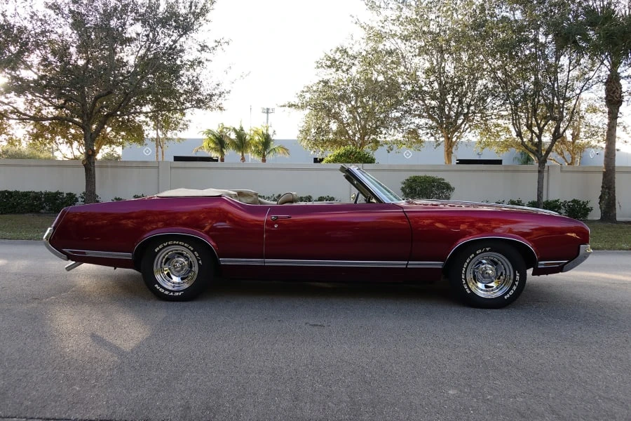 1970 Oldsmobile Cutlass 3rd Gen - Image 11 of 12
