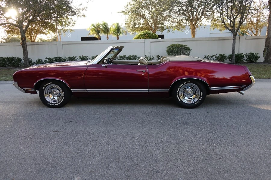 1970 Oldsmobile Cutlass 3rd Gen - Image 2 of 12