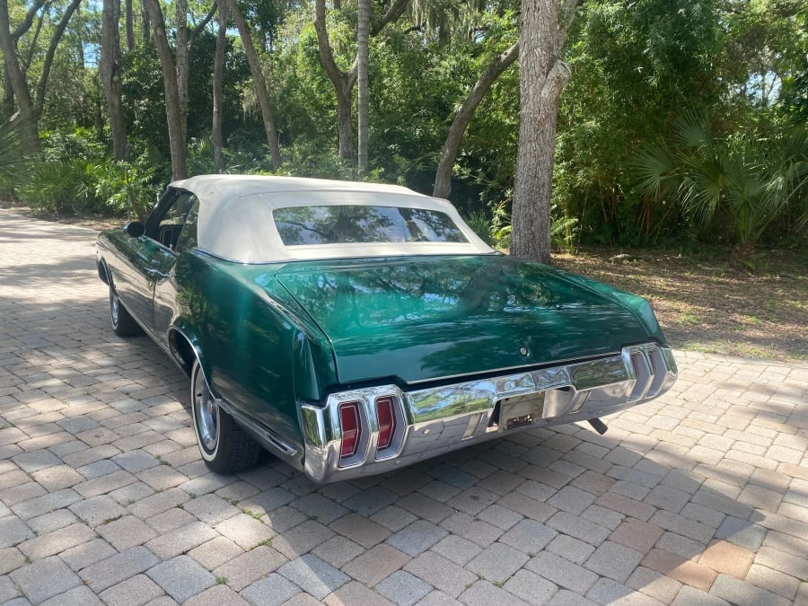 1970 Oldsmobile Cutlass 3rd Gen - Image 9 of 11