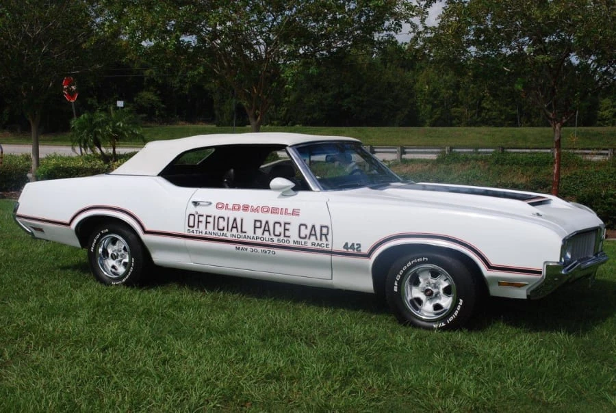 1970 Oldsmobile Cutlass 3rd Gen - Image 9 of 10