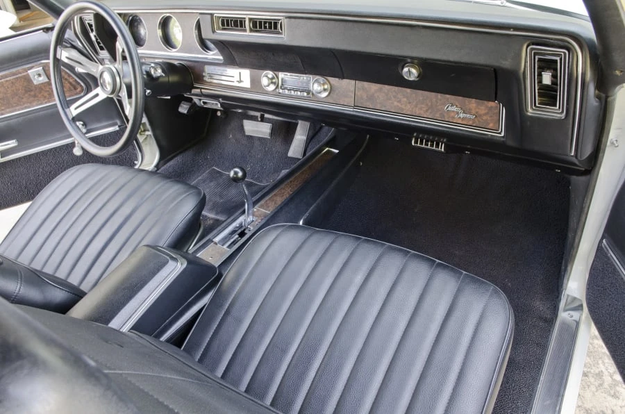 1970 Oldsmobile Cutlass 3rd Gen - Image 5 of 10