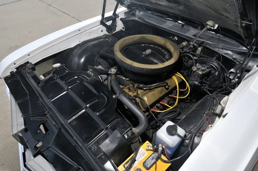 1970 Oldsmobile Cutlass 3rd Gen - Image 6 of 9