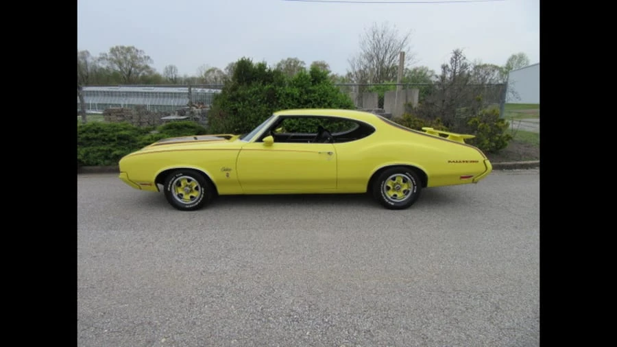 1970 Oldsmobile Cutlass 3rd Gen - Image 2 of 12