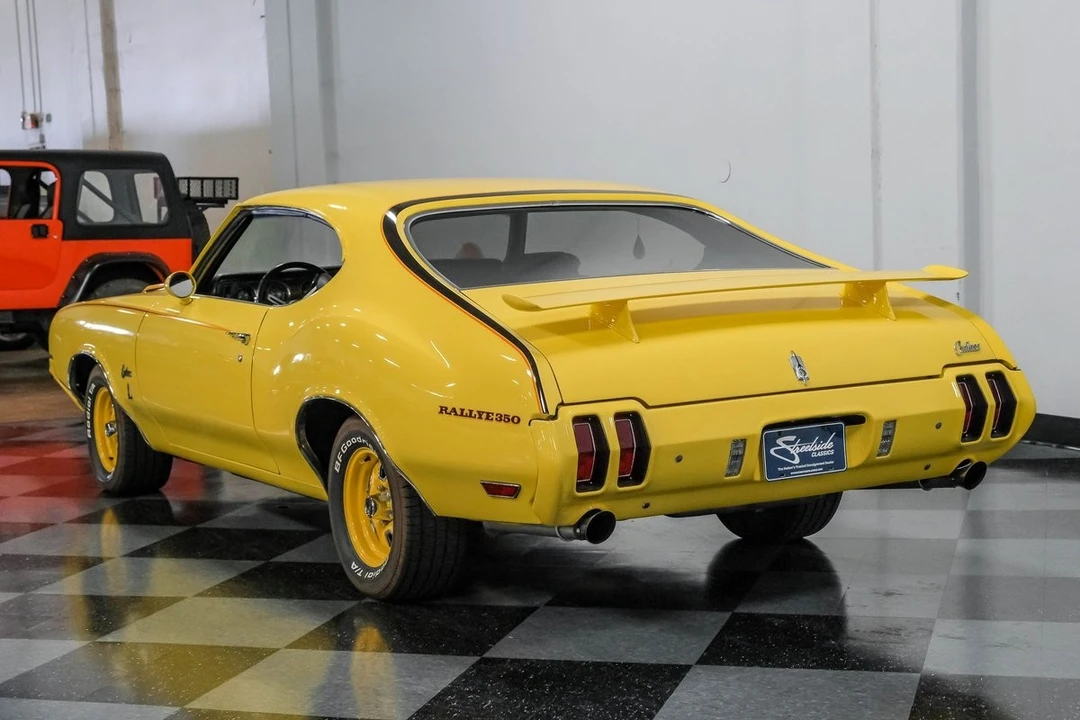 1970 Oldsmobile Cutlass 3rd Gen - Image 9 of 12