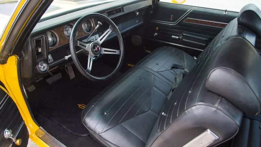 1970 Oldsmobile Cutlass 3rd Gen - Image 4 of 12