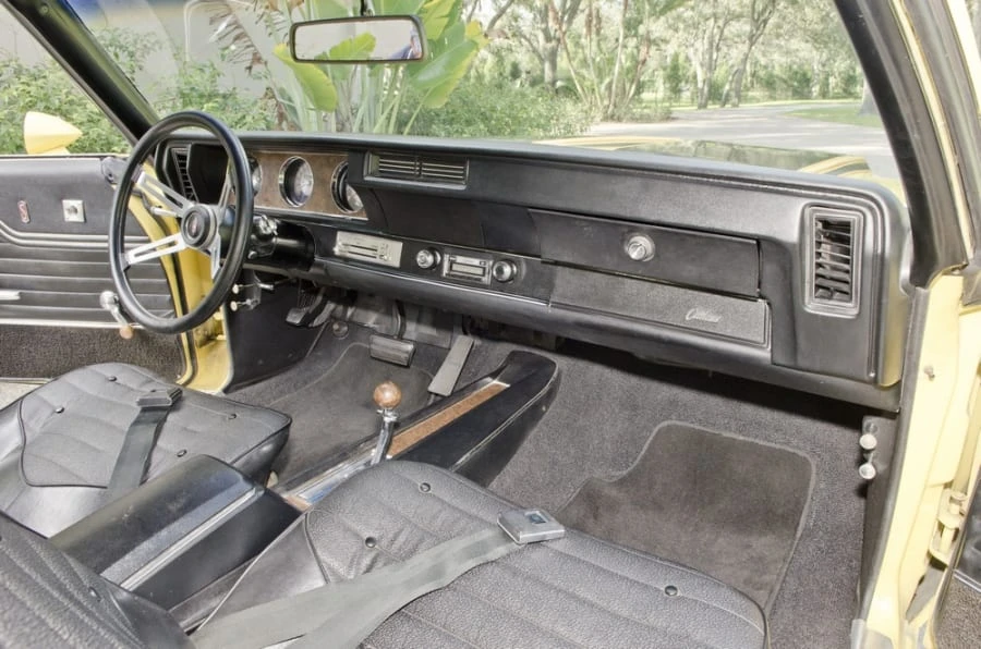 1970 Oldsmobile Cutlass 3rd Gen - Image 4 of 12
