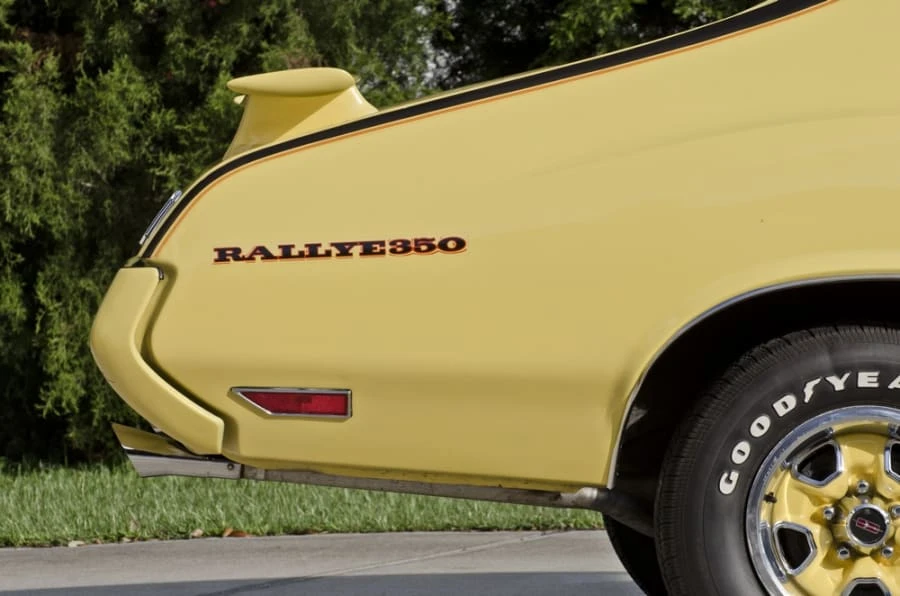 1970 Oldsmobile Cutlass 3rd Gen - Image 10 of 12
