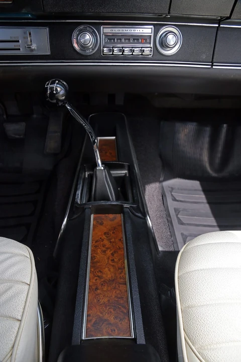 1970 Oldsmobile Cutlass 3rd Gen - Image 7 of 12