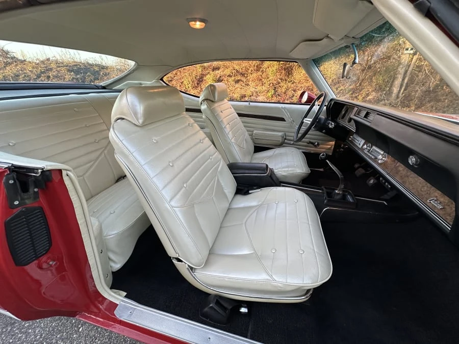 1970 Oldsmobile Cutlass 3rd Gen - Image 13 of 24