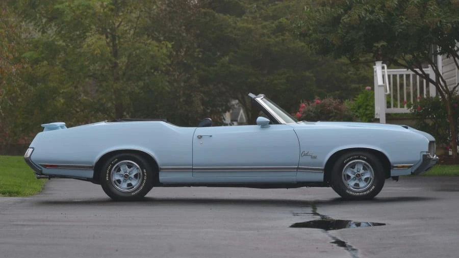 1970 Oldsmobile Cutlass Supreme - Image 2 of 31