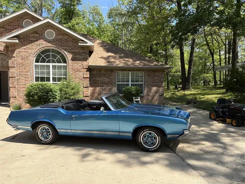 1970 Oldsmobile Cutlass Supreme Convertible