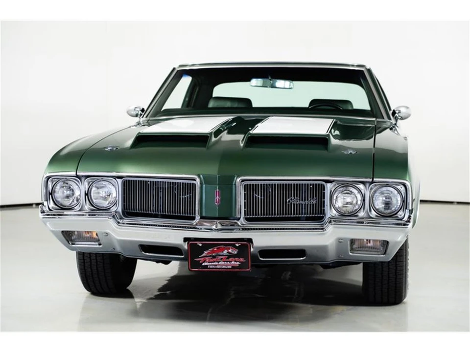 1970 Oldsmobile Cutlass Supreme - Image 2 of 31