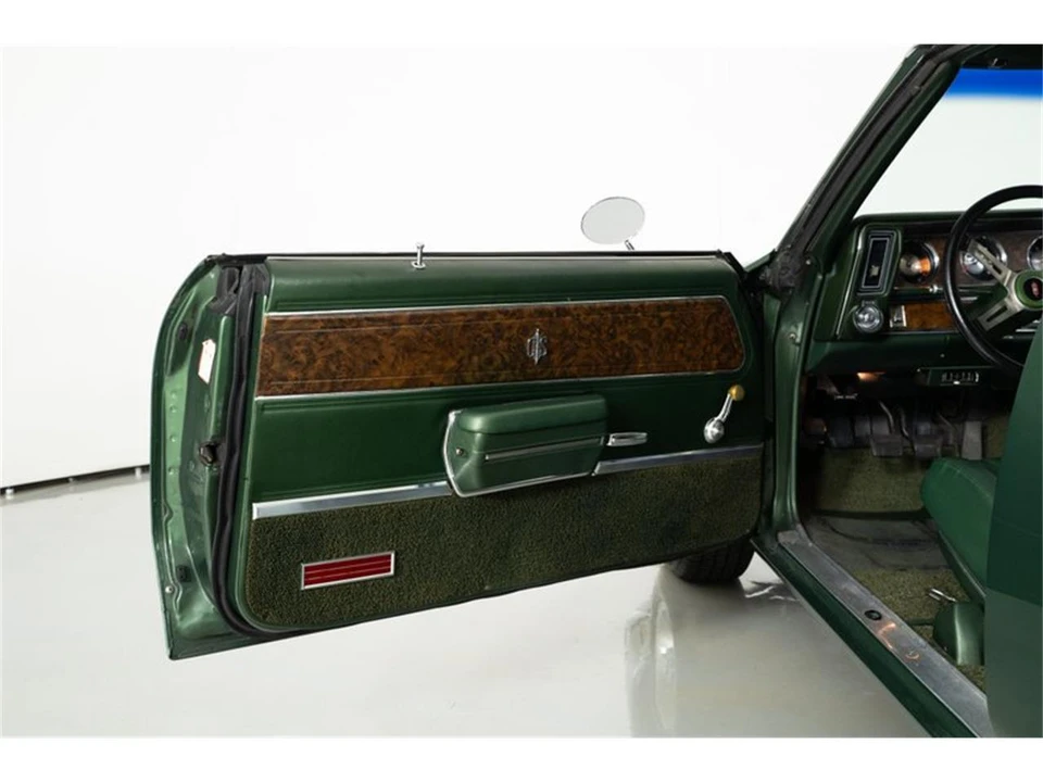 1970 Oldsmobile Cutlass Supreme - Image 18 of 31