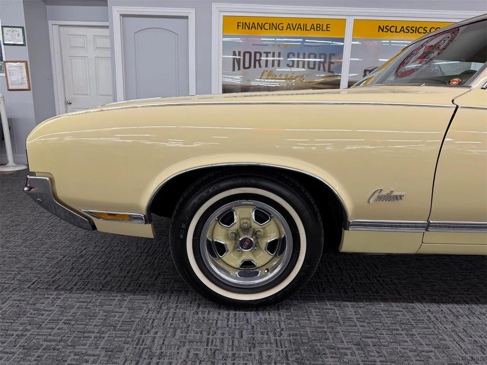1970 Oldsmobile Cutlass Supreme - Image 16 of 31