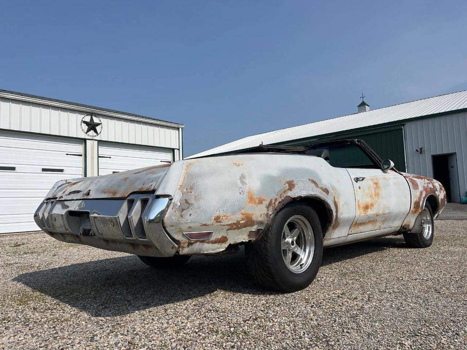 1970 Oldsmobile Cutlass Supreme - Image 14 of 31