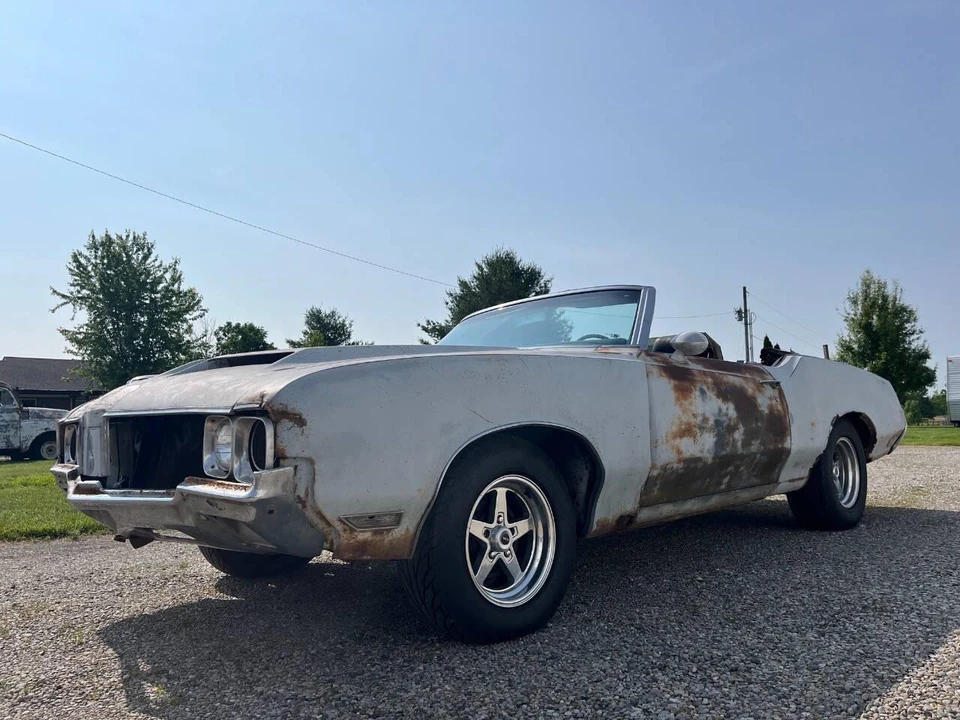 1970 Oldsmobile Cutlass Supreme - Image 7 of 31
