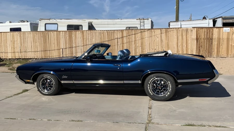 1970 Oldsmobile Cutlass Supreme - Image 2 of 31