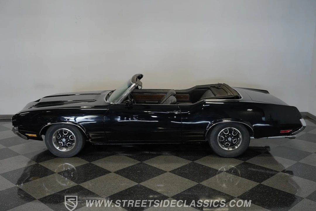 1970 Oldsmobile Cutlass Supreme - Image 10 of 12