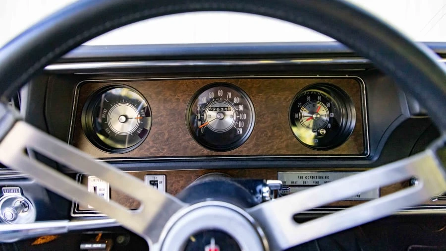 1970 Oldsmobile Cutlass Supreme - Image 24 of 31