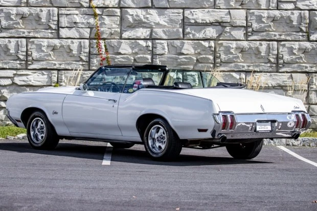 1970 Oldsmobile Cutlass Supreme - Image 2 of 9