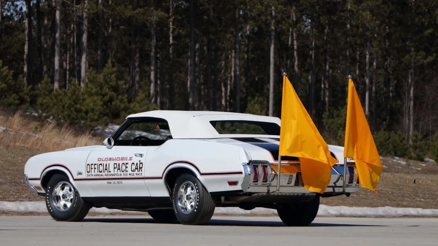 1970 Oldsmobile Cutlass Supreme - Image 15 of 20