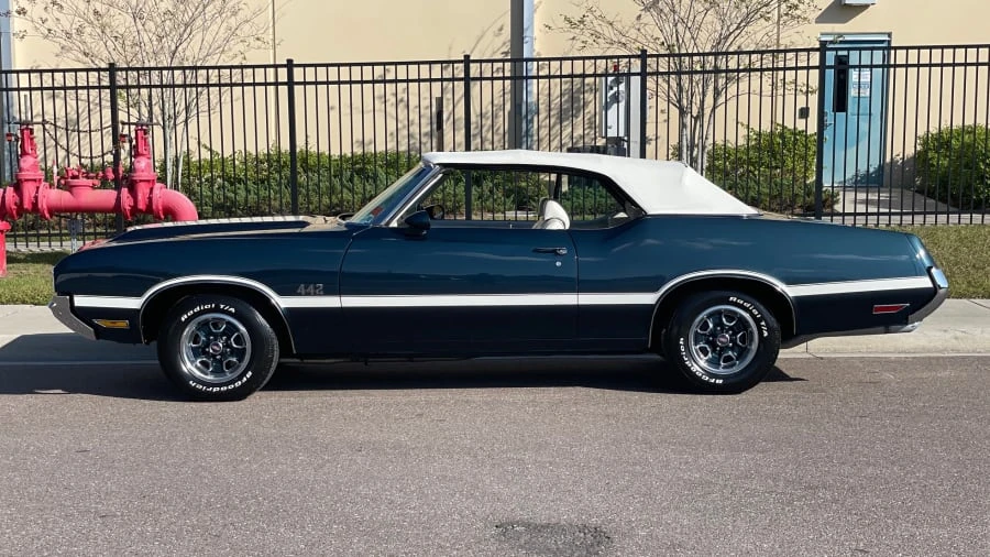 1970 Oldsmobile Cutlass Supreme - Image 2 of 6