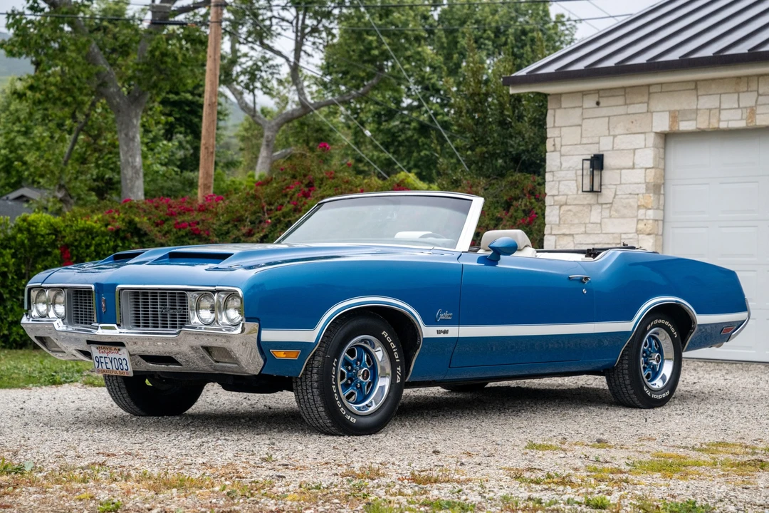1970 Oldsmobile Cutlass Supreme - Image 2 of 31